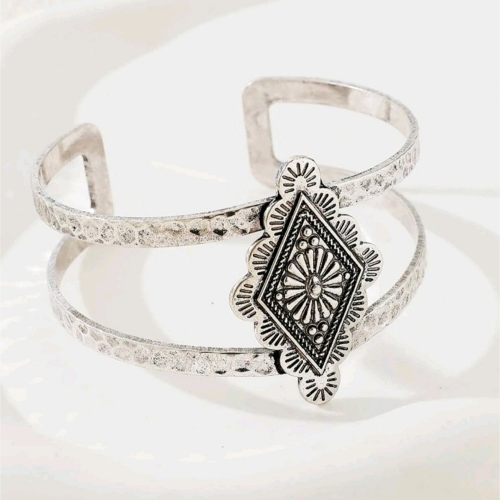 Southwestern Cuff Bracelet - Silver